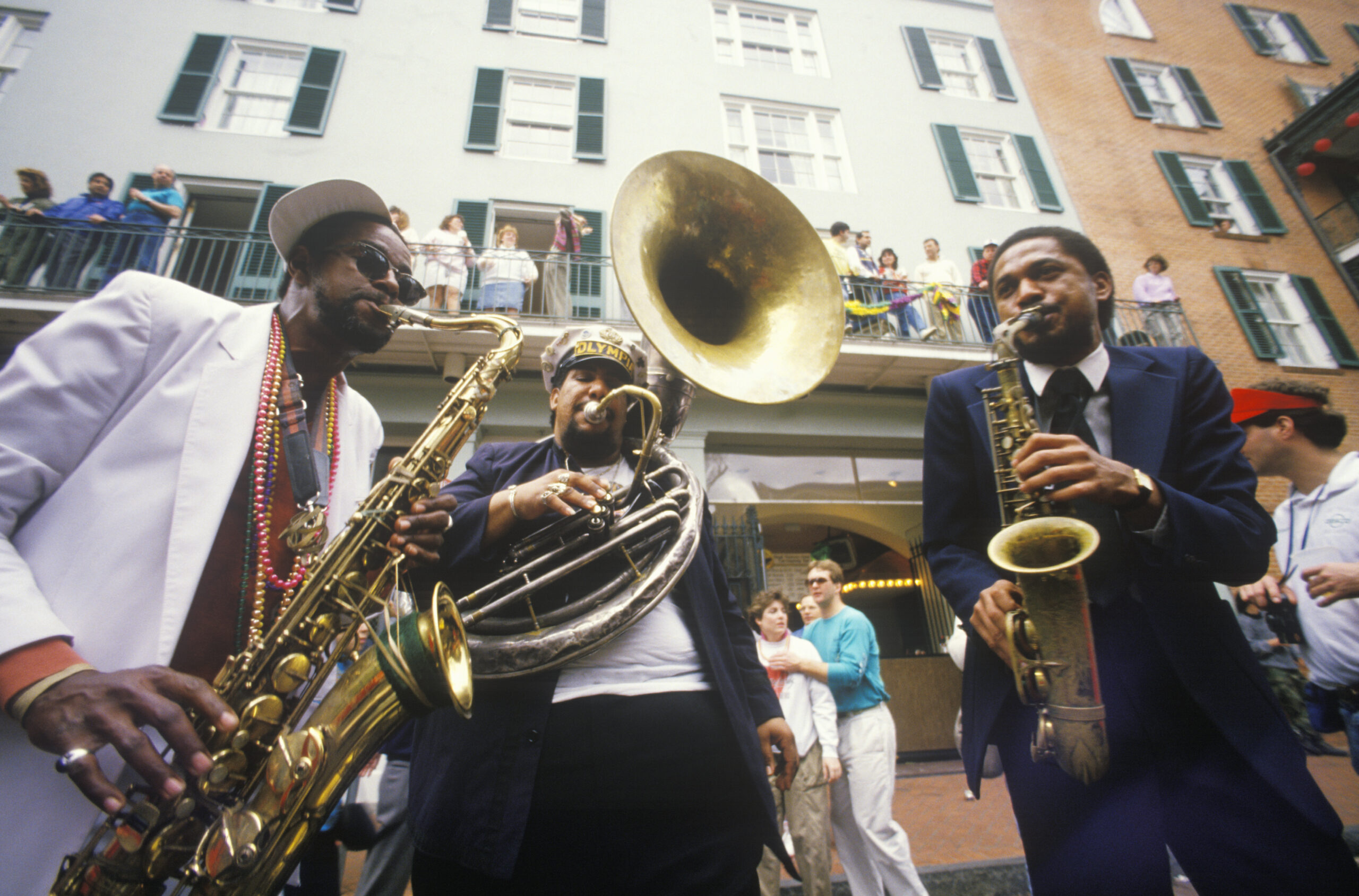 Jazz musicians performing on the French quarter