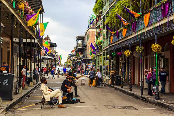 Street musicians performing in the streets of New Orleans