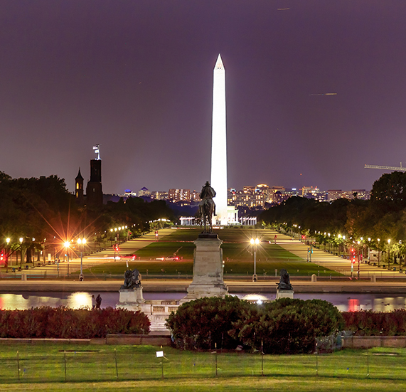 Night view of American monument with beautiful lights