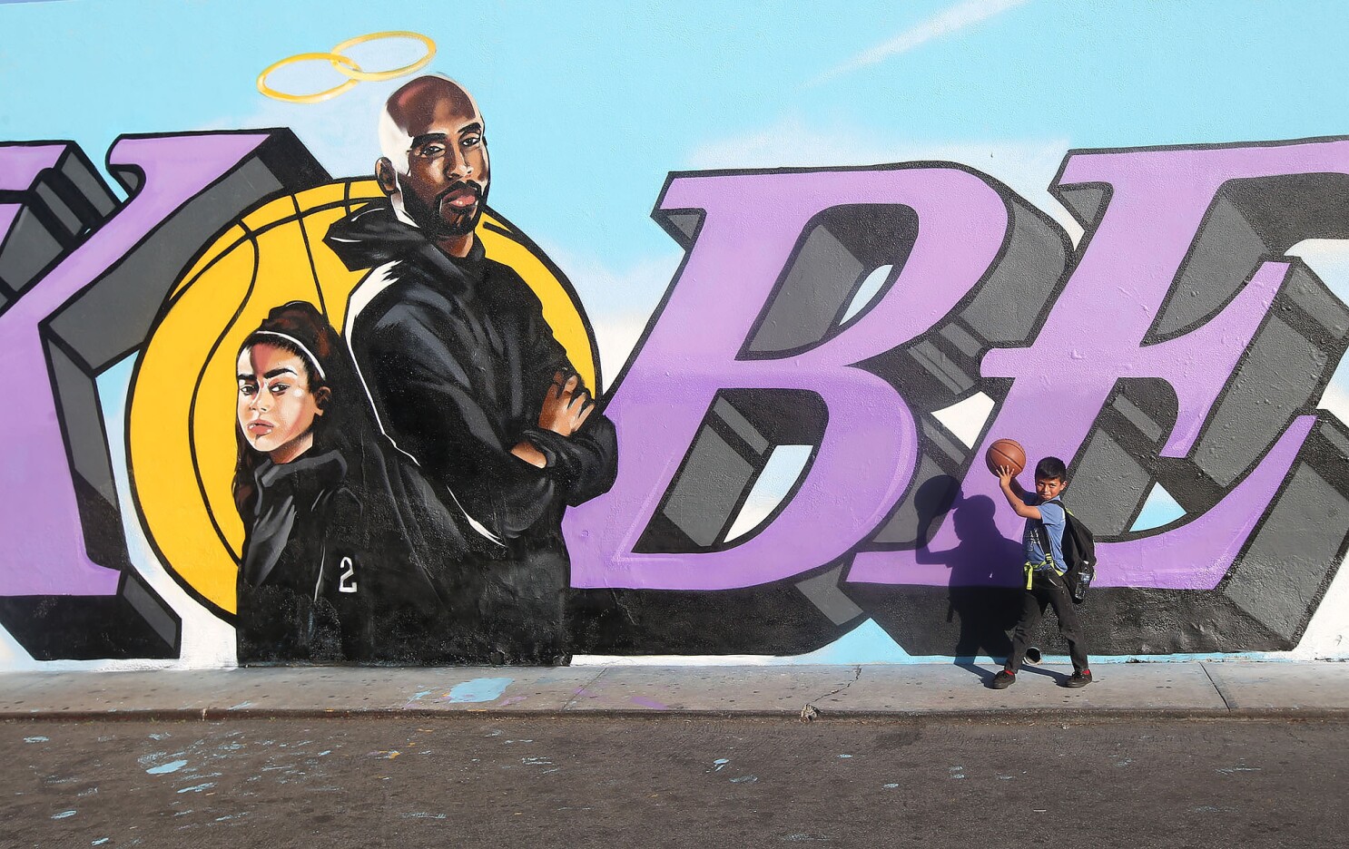 Kobe Bryant Mural Tour